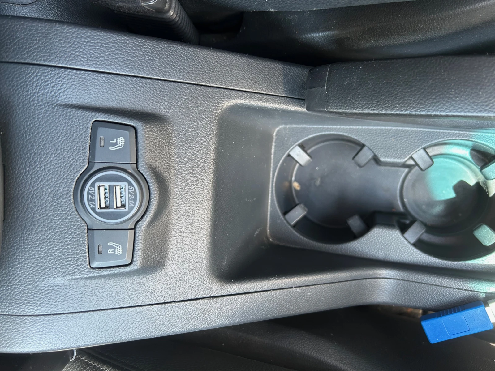 Chevrolet Captiva LTZ, снимка 8 - Автомобили и джипове - 56184575