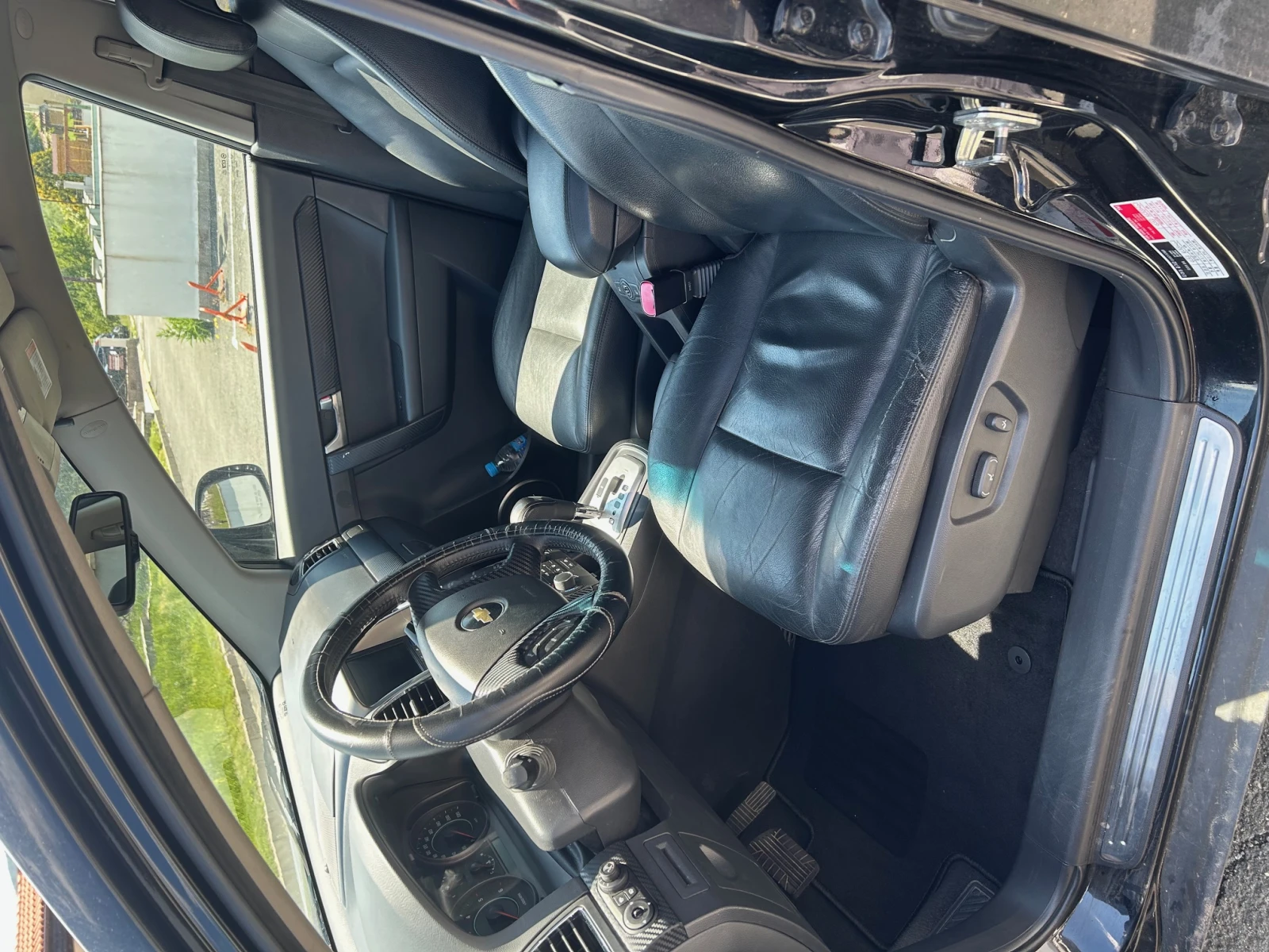 Chevrolet Captiva LTZ, снимка 6 - Автомобили и джипове - 56184575