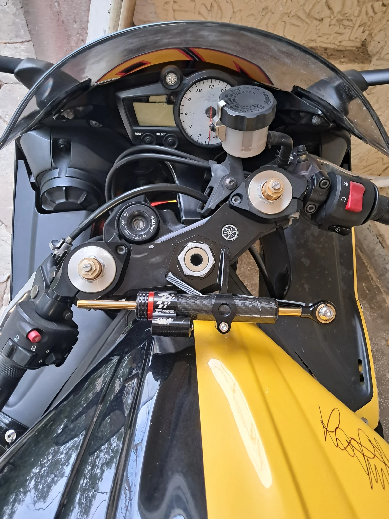 Yamaha YZF-R6 VR 46 | Mobile.bg � ����������� 17