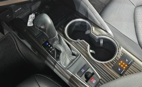 Toyota Camry 2.5 Бензин вкл. 3 месеца Г.О, снимка 2