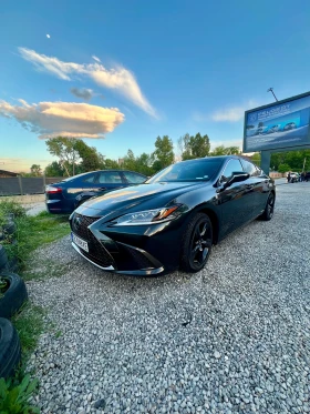     Lexus ES 300 300h  F Sport  / 