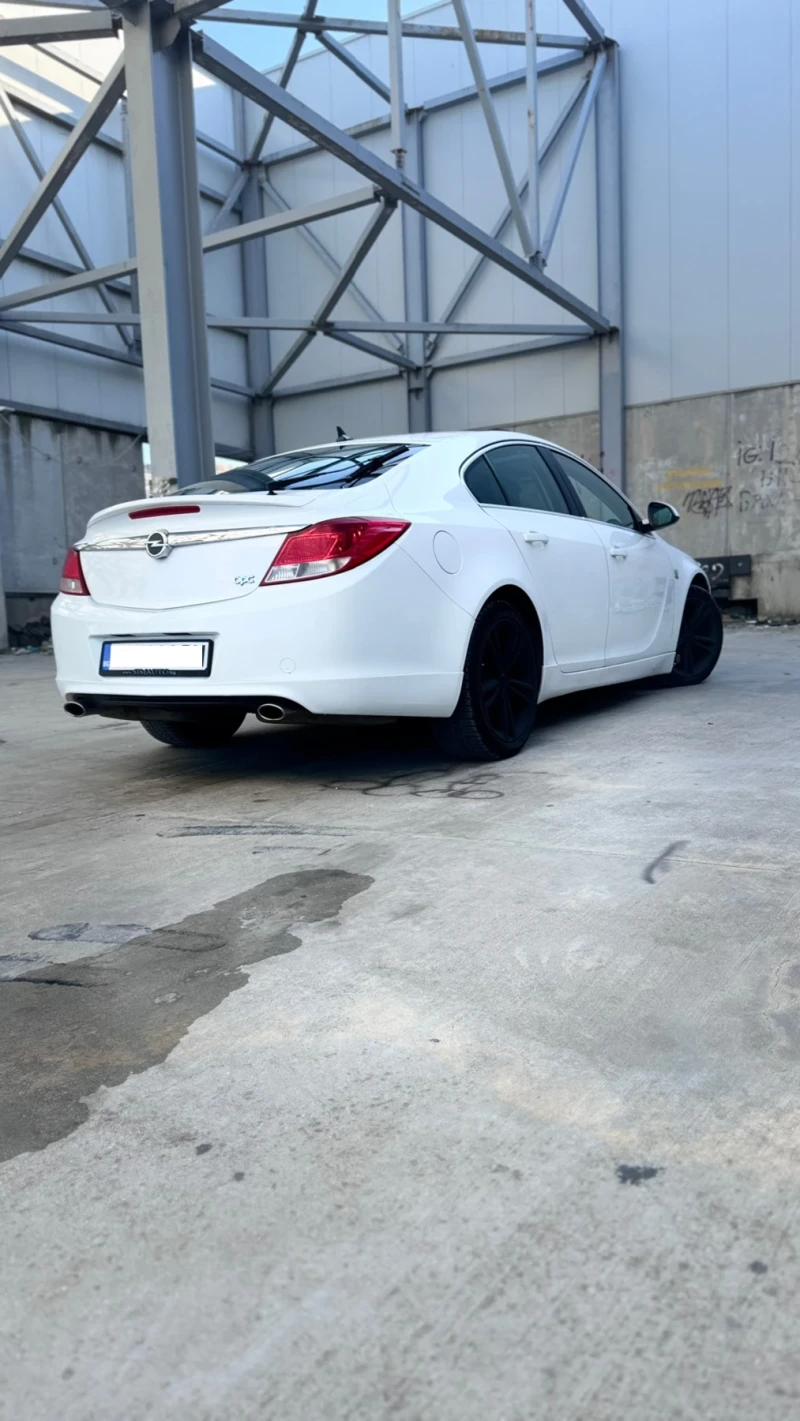 Opel Insignia 2.8T 260hp, снимка 3 - Автомобили и джипове - 47020013