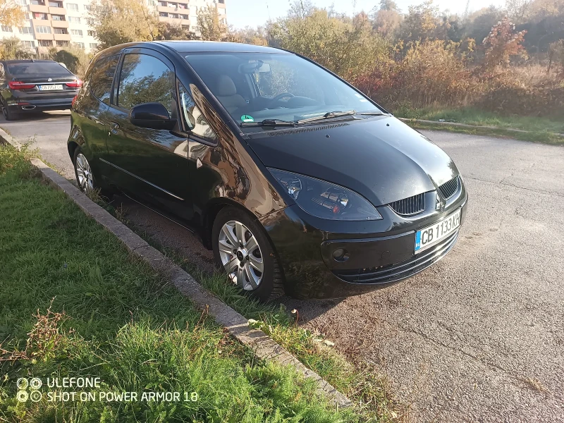 Mitsubishi Colt Специално изпълнение за 30 годишнината на Мицубиши, снимка 6 - Автомобили и джипове - 47985685