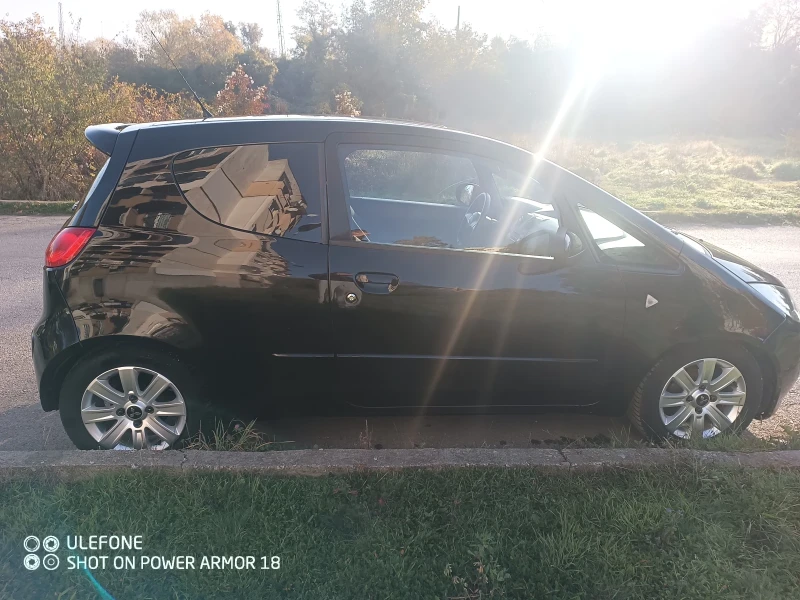 Mitsubishi Colt Специално изпълнение за 30 годишнината на Мицубиши, снимка 7 - Автомобили и джипове - 47985685