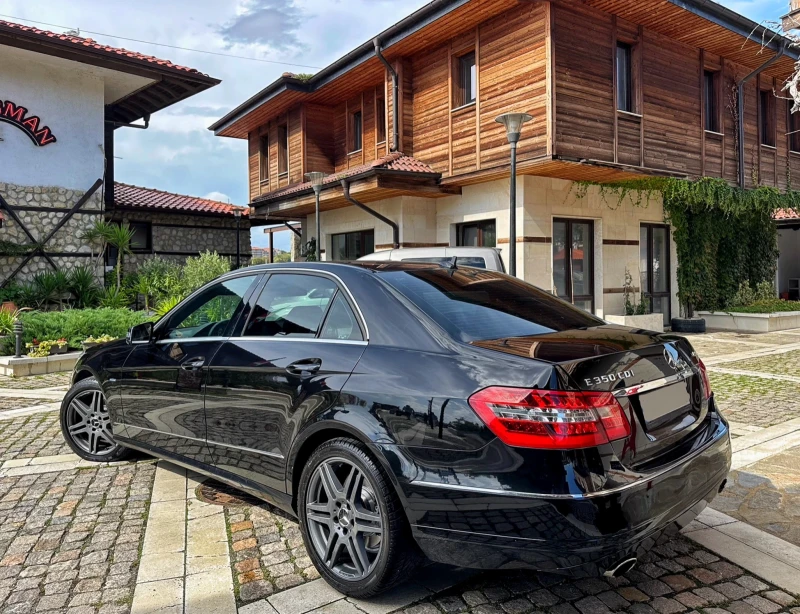 Mercedes-Benz E 350 CDI 265кс Avantgarde 4MATIC 7G, снимка 8 - Автомобили и джипове - 47483351