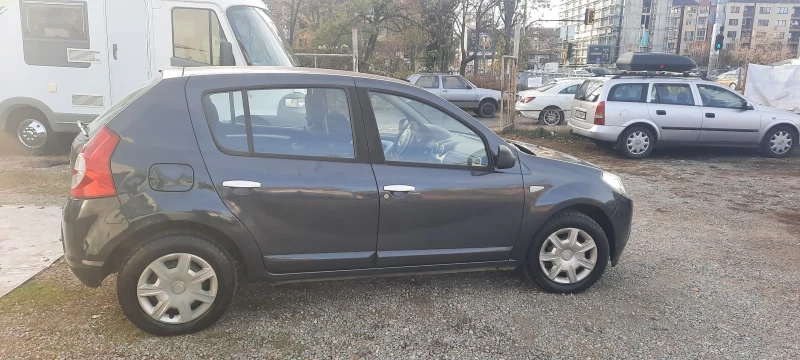 Dacia Sandero 1, 4, Газ, Климатик, снимка 3 - Автомобили и джипове - 48013876