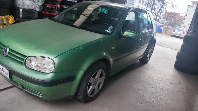 VW Golf 1.9 tdi, снимка 4 - Автомобили и джипове - 49453492