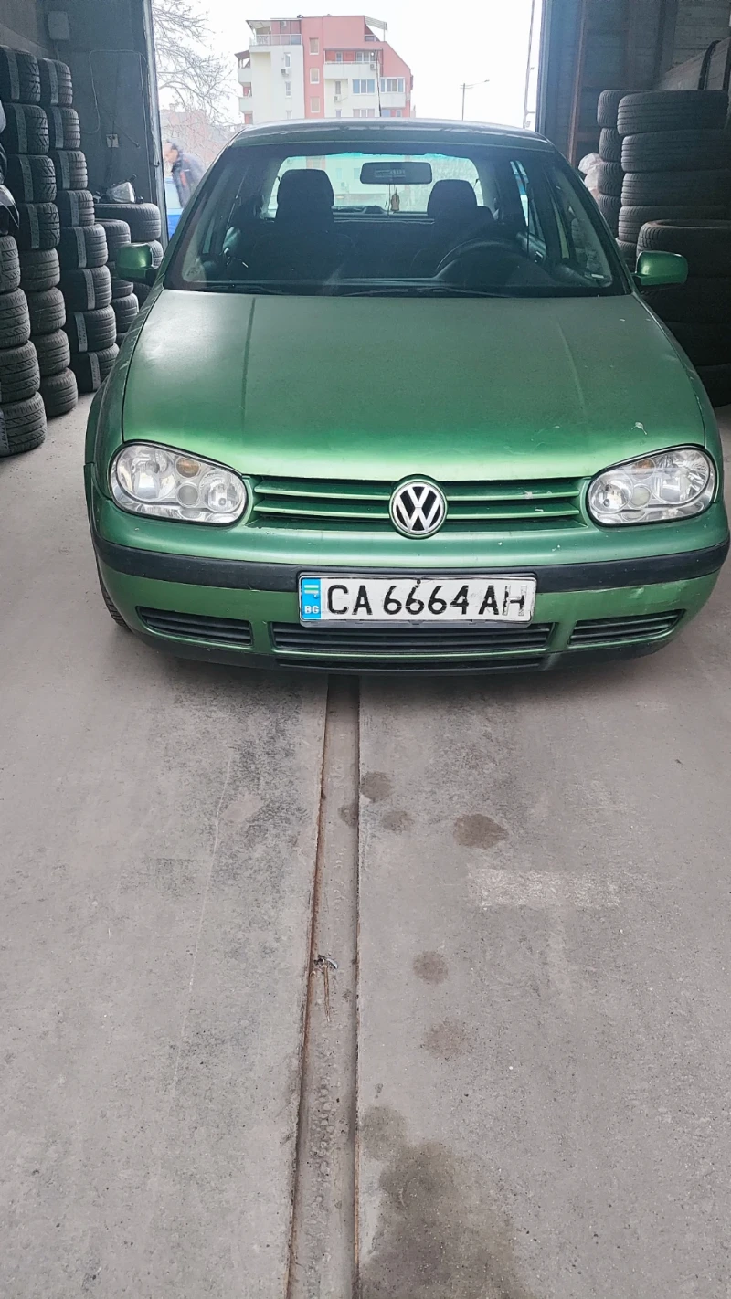 VW Golf 1.9 tdi, снимка 1 - Автомобили и джипове - 49453492