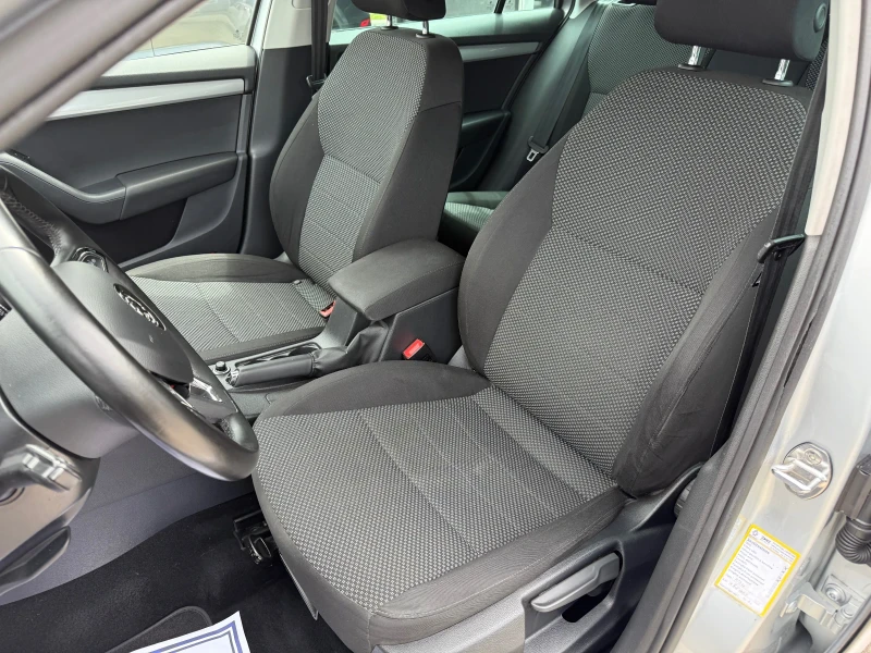 Skoda Octavia 1.4 TSI G-Tec DSG МЕТАН 02.2017г. , снимка 11 - Автомобили и джипове - 50378285