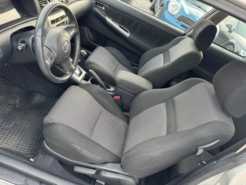 Toyota Corolla 1.4d / АВТОМАТИК / НОВ СЪЕДИНИТЕЛ, снимка 6 - Автомобили и джипове - 50666600