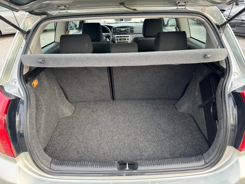 Toyota Corolla 1.4d / АВТОМАТИК / НОВ СЪЕДИНИТЕЛ, снимка 8 - Автомобили и джипове - 50666600