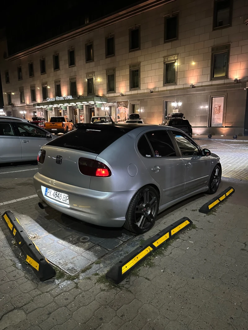 Seat Leon 1.9TDI ARL КАПАРИРАН!, снимка 11 - Автомобили и джипове - 52087850