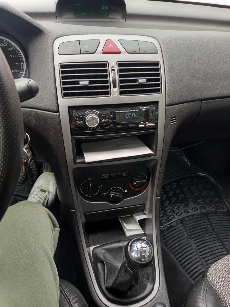 Peugeot 307, снимка 8 - Автомобили и джипове - 52163677