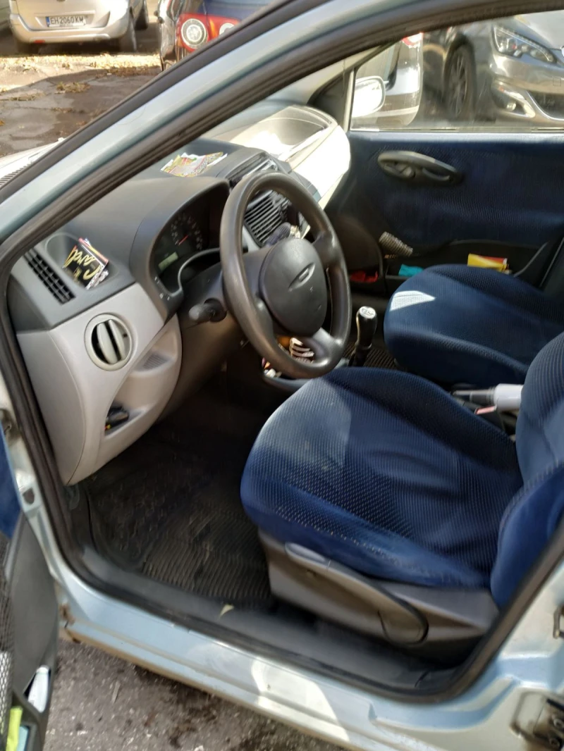 Fiat Punto 1.9JTD, снимка 8 - Автомобили и джипове - 52542105
