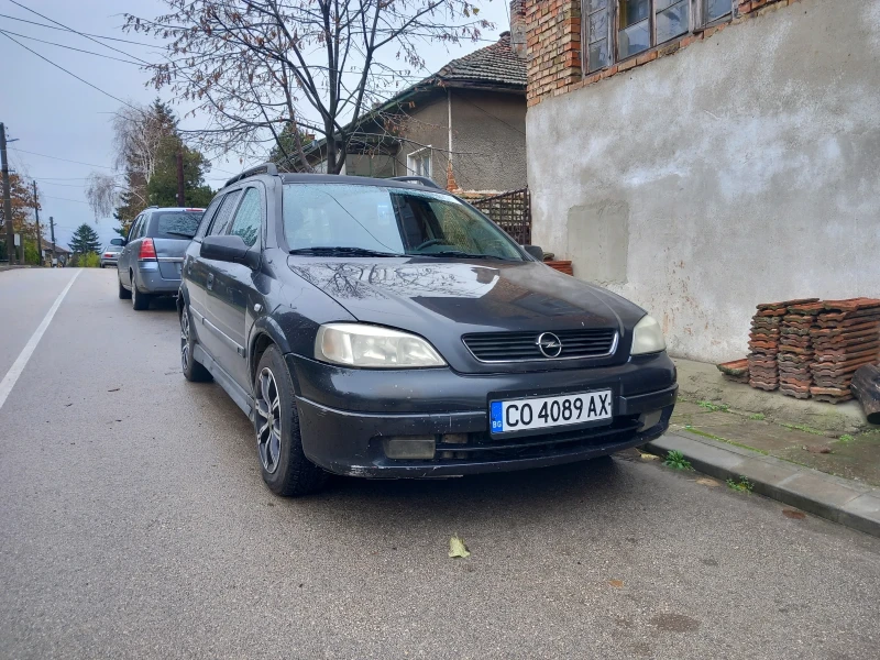 Opel Astra 1, 6, снимка 2 - Автомобили и джипове - 52596090