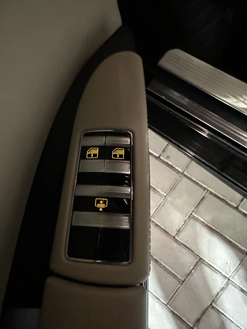 Mercedes-Benz S 500, снимка 11 - Автомобили и джипове - 52646851