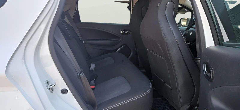Renault Zoe 40 KWh, снимка 10 - Автомобили и джипове - 53427317