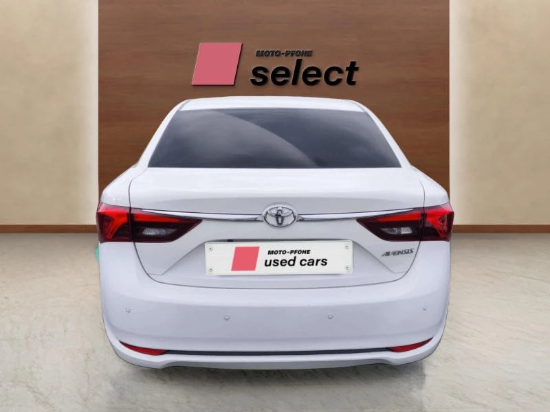 Toyota Avensis 1.6, снимка 3 - Автомобили и джипове - 53429423