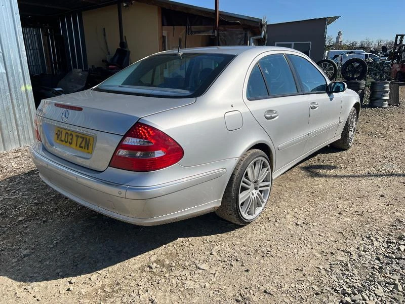 Mercedes-Benz E 320 Кейлес бензин  - изображение 7