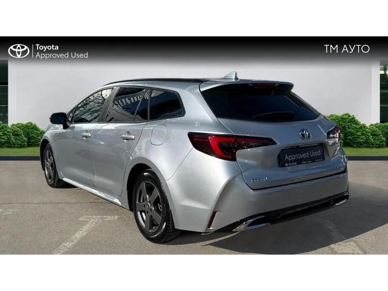 Toyota Corolla TS 1.8 HSD Executive - изображение 2