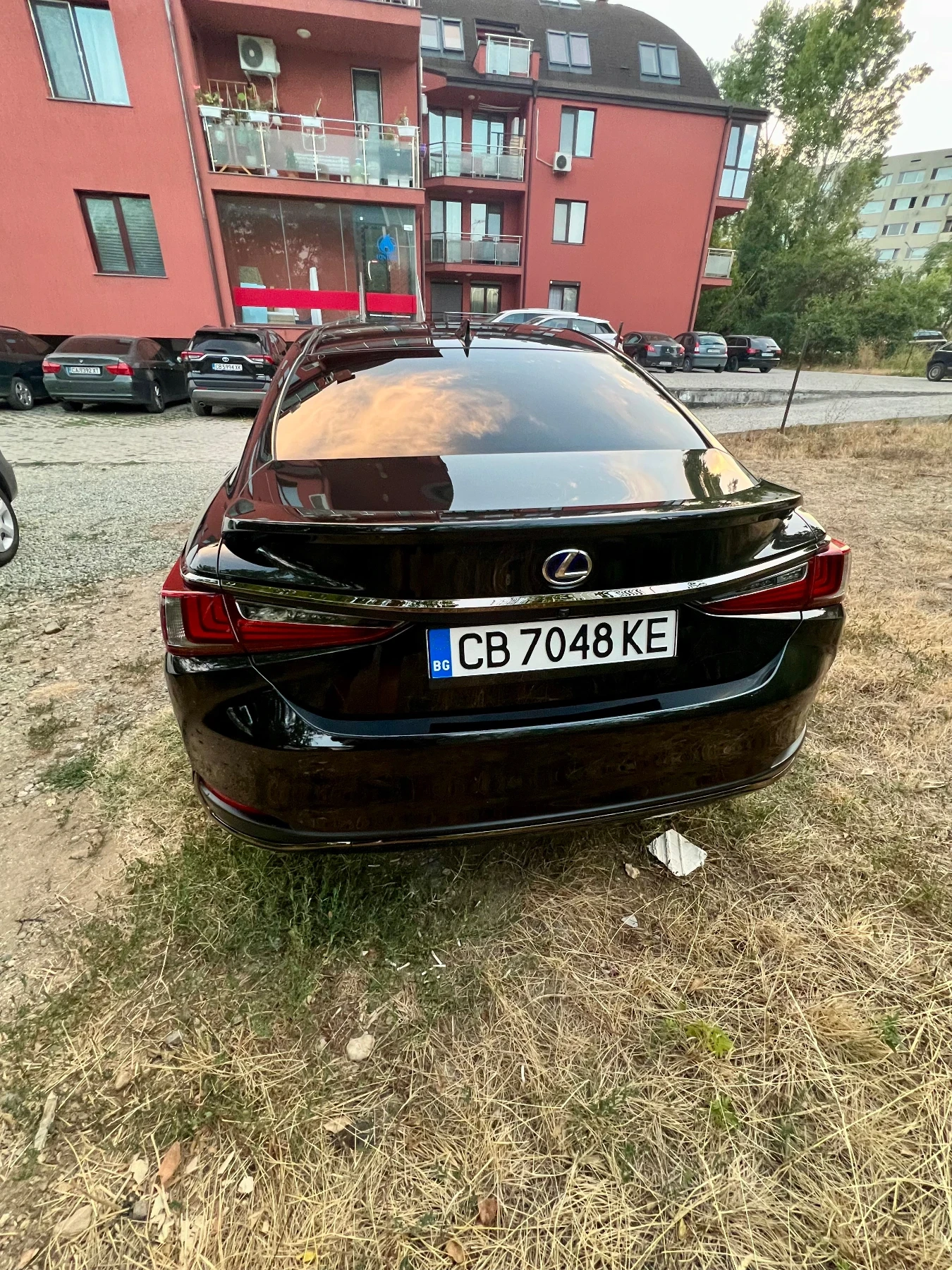 Lexus ES 300h  F Sport / гаранция / - изображение 7