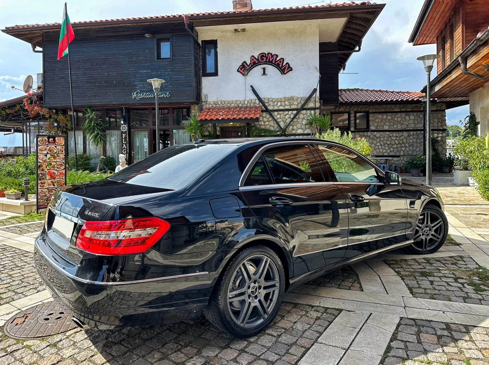 Mercedes-Benz E 350 CDI 265кс Avantgarde 4MATIC 7G - изображение 8