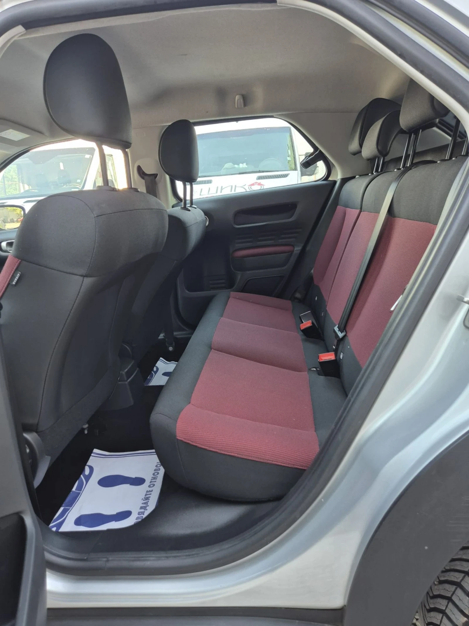 Citroen C4 Cactus 1.6HDI- Automatik- Navi - изображение 9