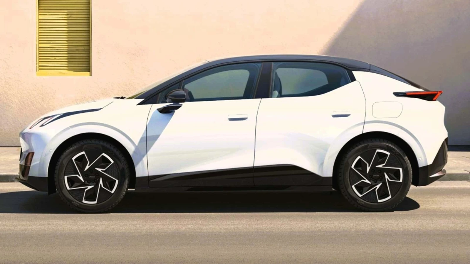 LynkCo 02 More*  * *  | Mobile.bg   3