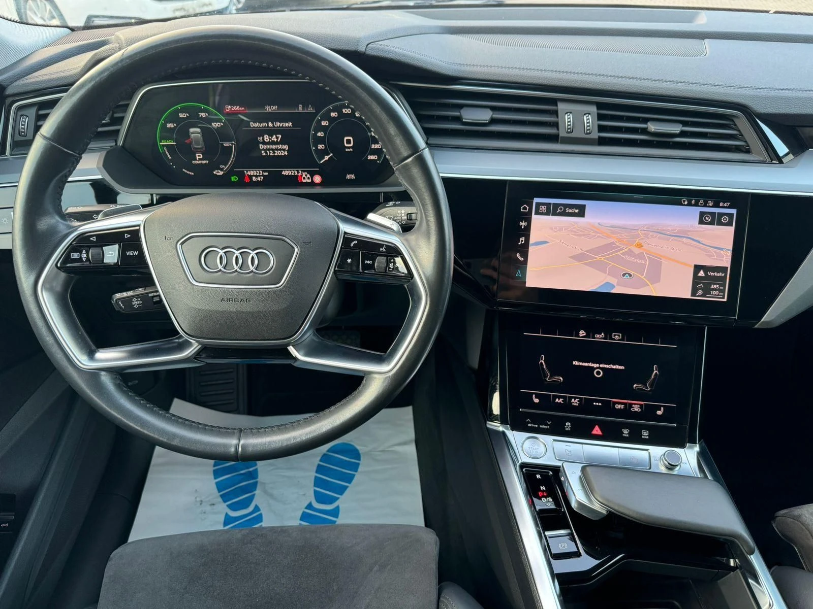 Audi E-Tron QUATTRO/313HP/NAVI/LEATHER/LED/ACC/AMBI/116f | Mobile.bg   11