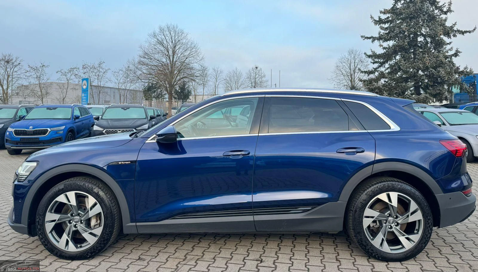 Audi E-Tron QUATTRO/313HP/NAVI/LEATHER/LED/ACC/AMBI/116f - изображение 3