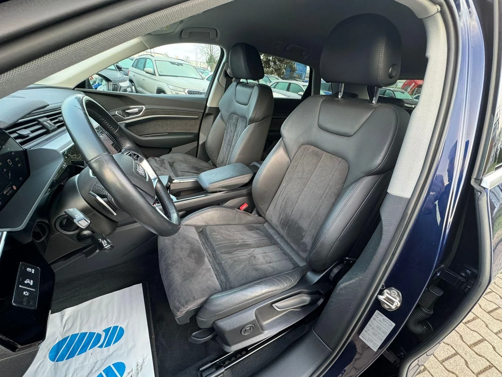 Audi E-Tron QUATTRO/313HP/NAVI/LEATHER/LED/ACC/AMBI/116f | Mobile.bg   12