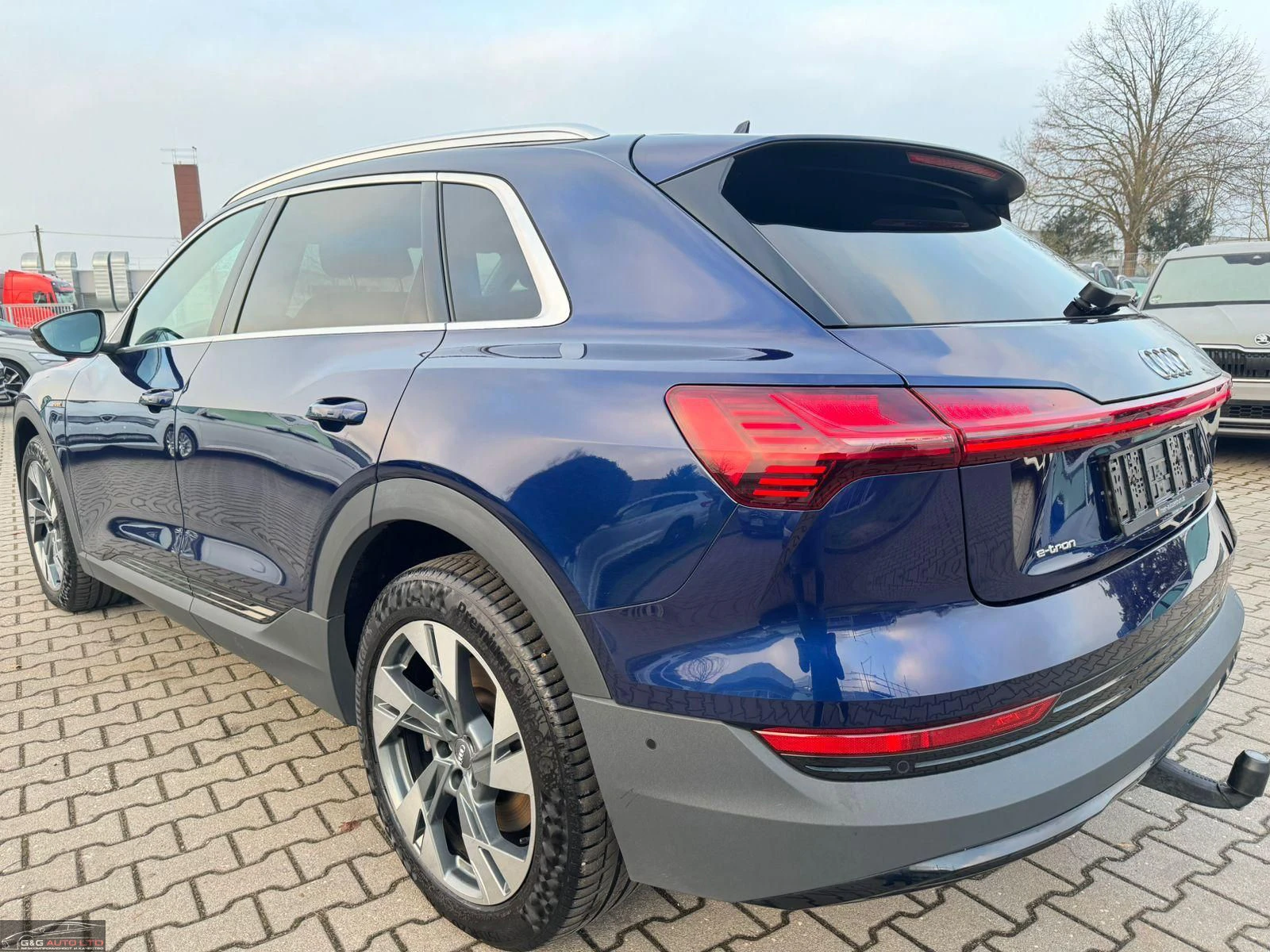Audi E-Tron QUATTRO/313HP/NAVI/LEATHER/LED/ACC/AMBI/116f - изображение 5