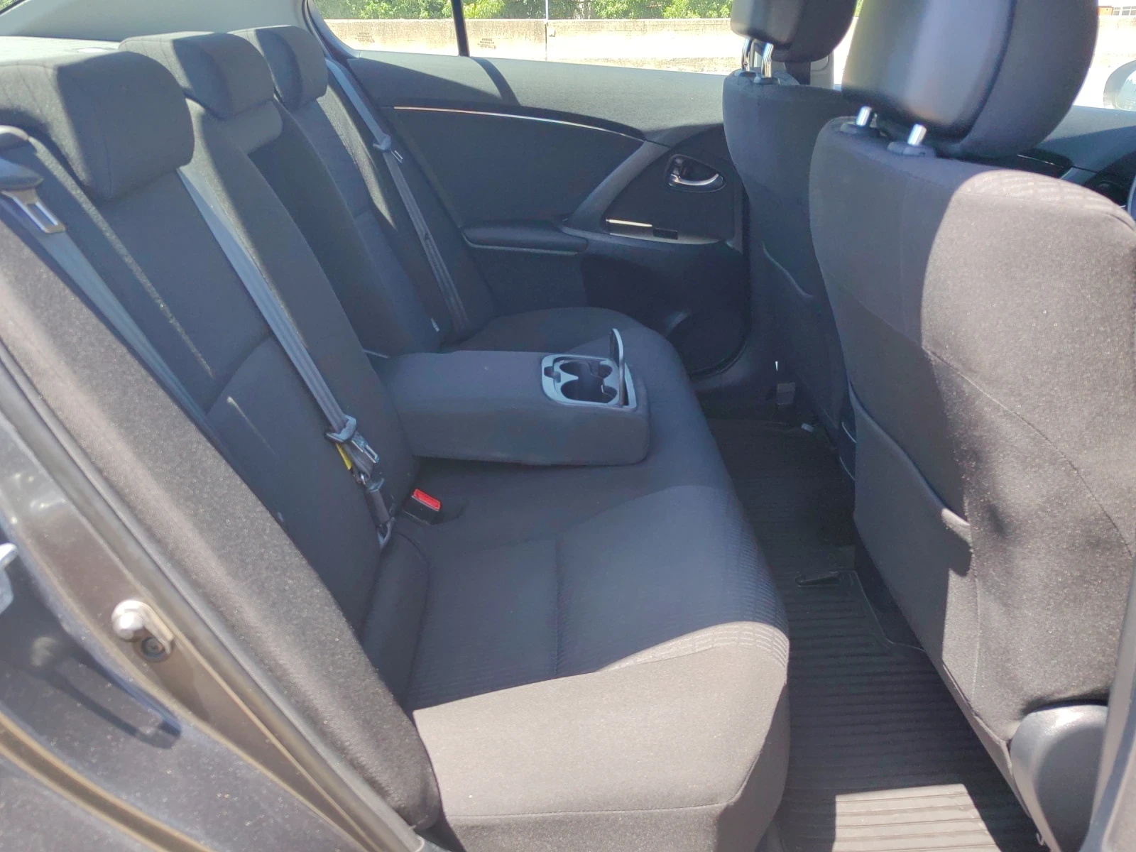 Toyota Avensis 2.0td  127ps | Mobile.bg — изображение 14