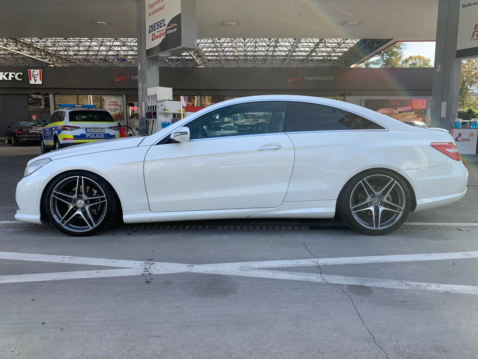 Mercedes-Benz E 350  - изображение 6