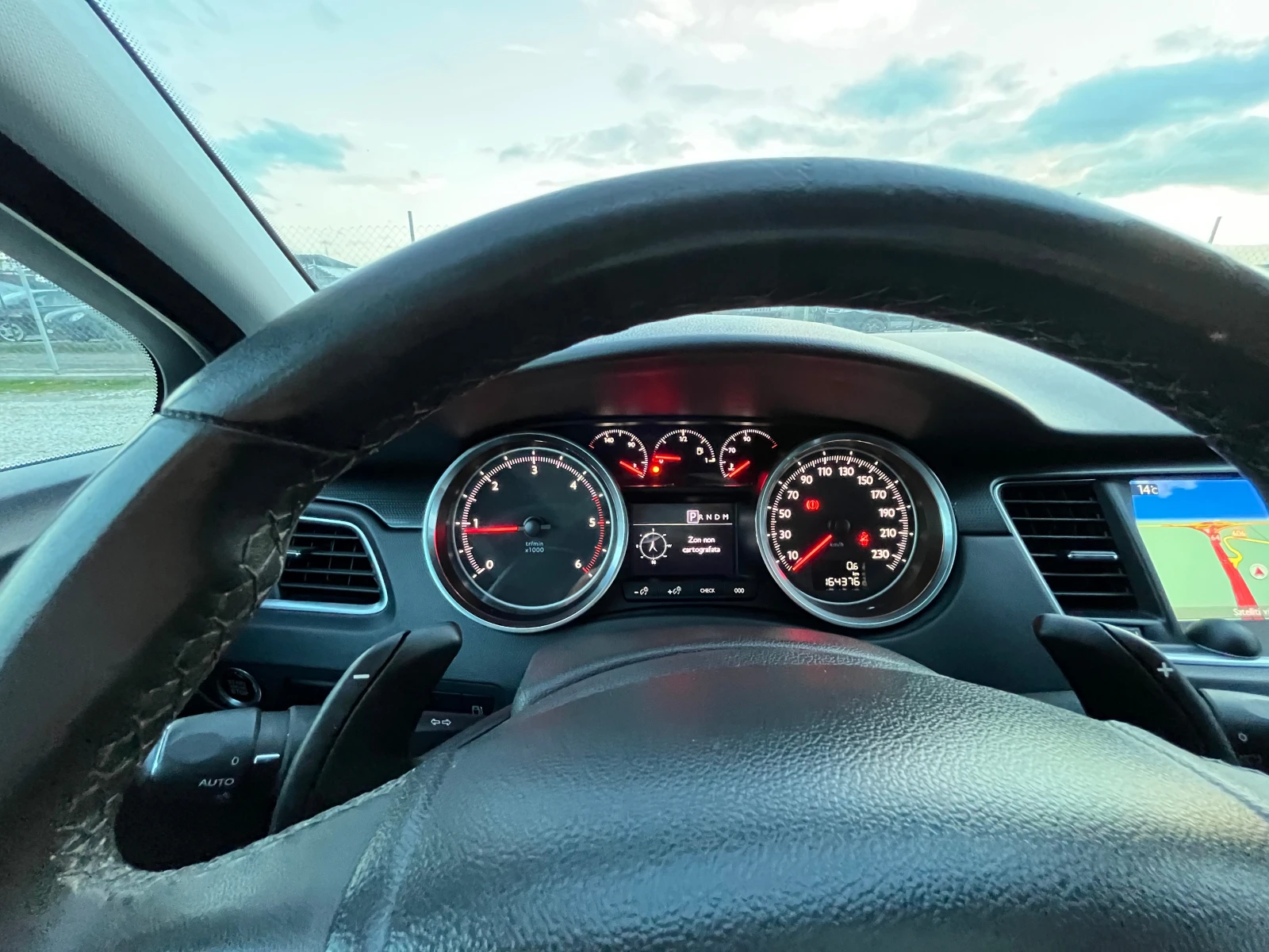 Peugeot 508 Peugeot 508 2.0 HDI SW * ПАНОРАМА* HEAD UP ДИСПЛЕЙ - изображение 10