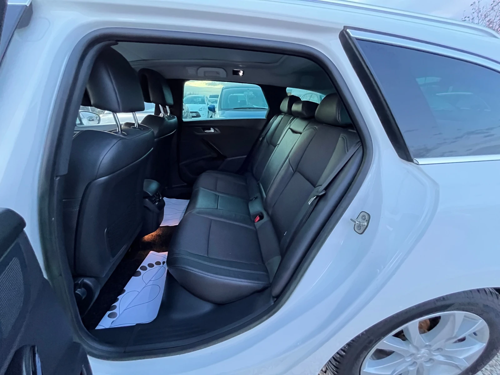 Peugeot 508 Peugeot 508 2.0 HDI SW * ��������* HEAD UP ������� | Mobile.bg � ����������� 14