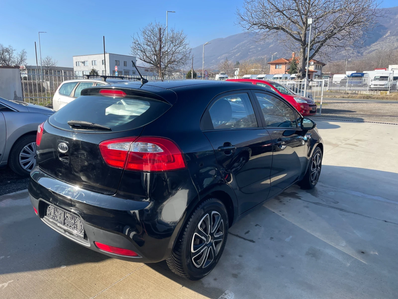 Kia Rio  - изображение 5