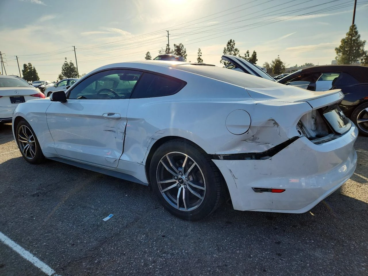 Ford Mustang 2.3l, снимка 3 - Автомобили и джипове - 53756223