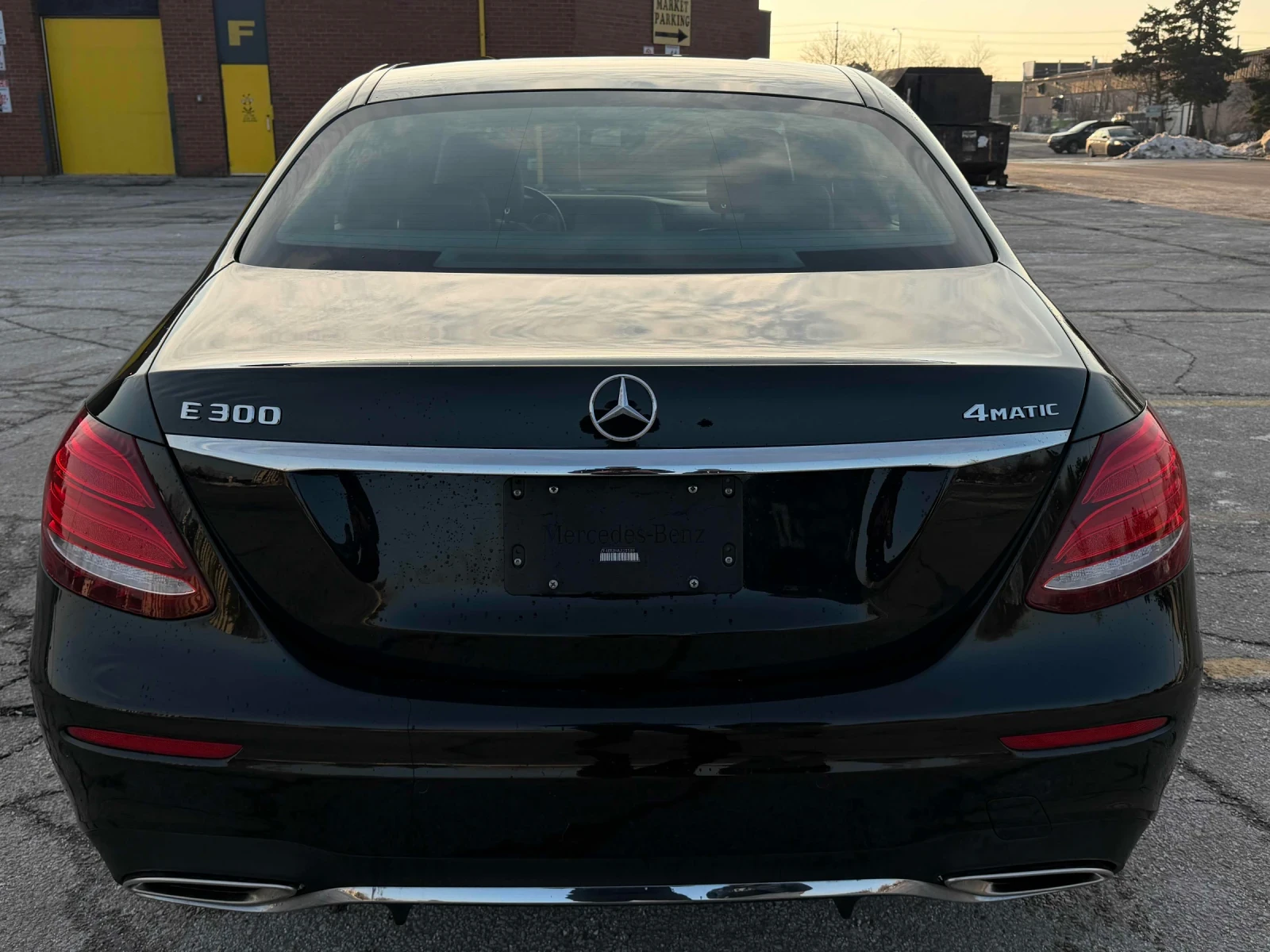 Mercedes-Benz E 300 AMG* 4matic* Burmester, снимка 5 - Автомобили и джипове - 54238037