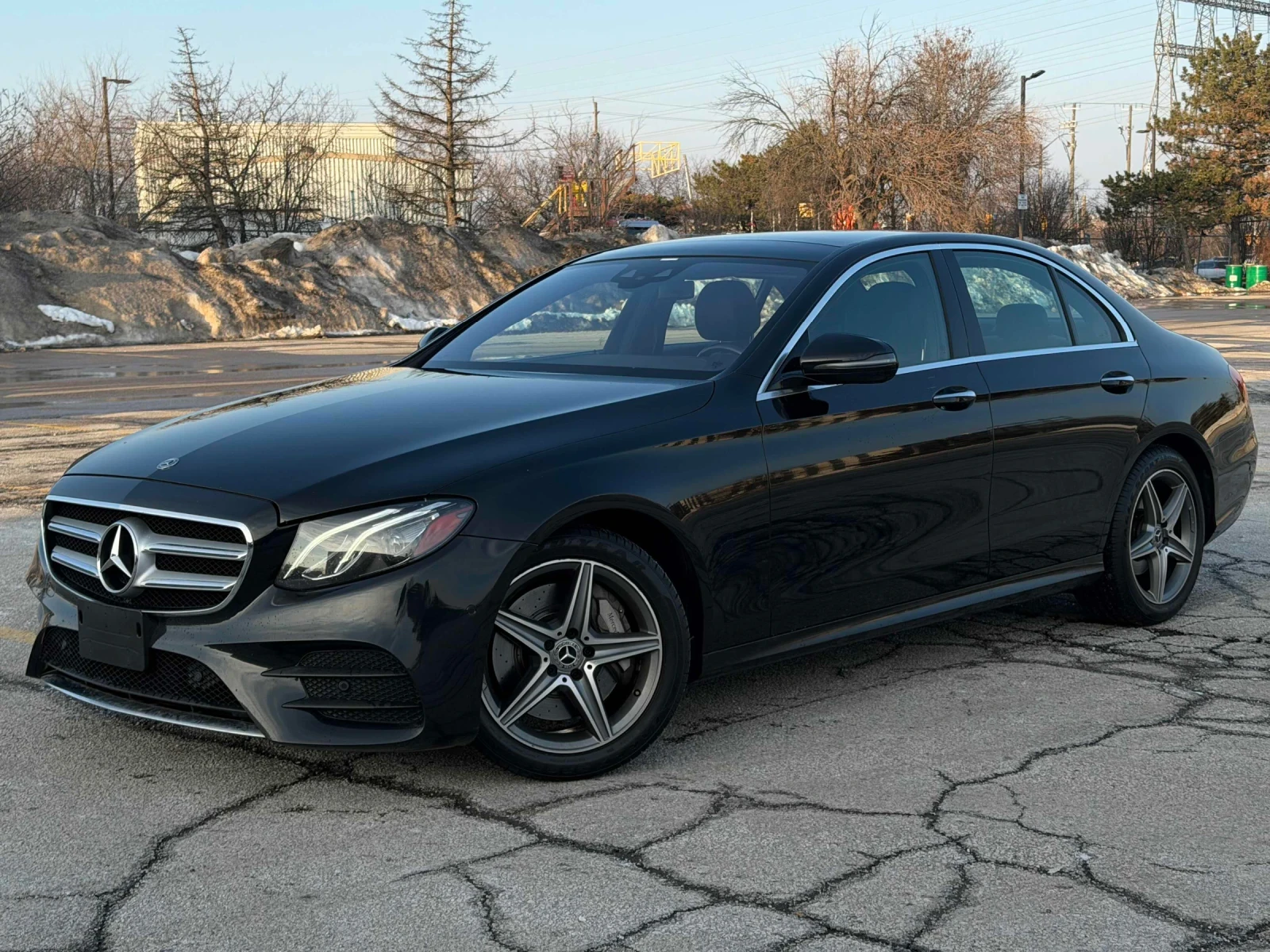 Mercedes-Benz E 300 AMG* 4matic* Burmester