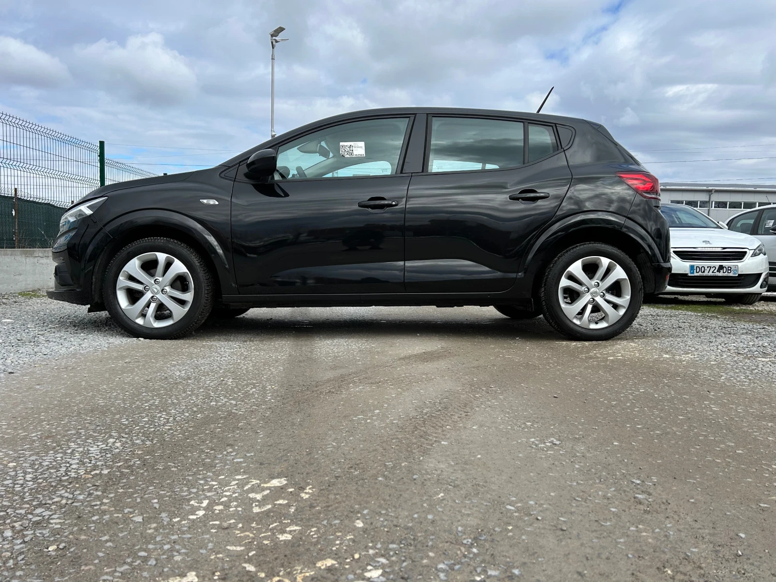 Dacia Sandero 1000T/AUTOMATIC/90K.C./FACELIFT/37000KM, снимка 7 - Автомобили и джипове - 54308647