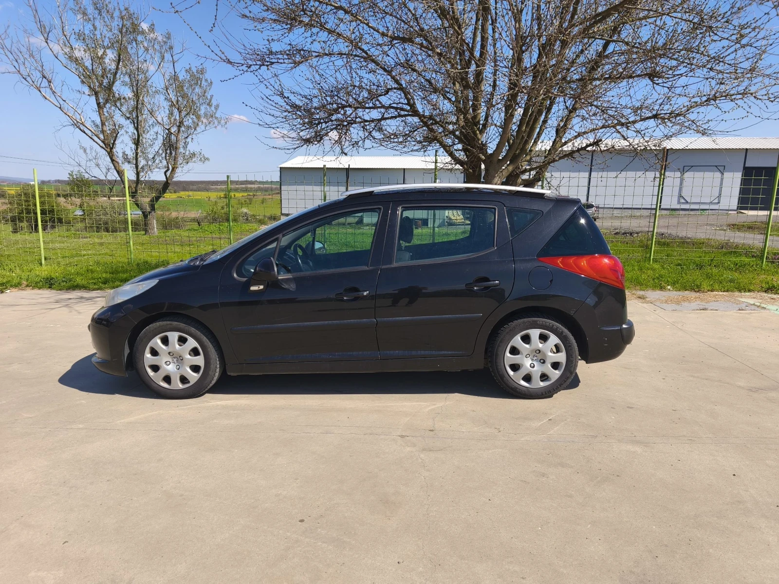 Peugeot 207 1.6hdi  90hp