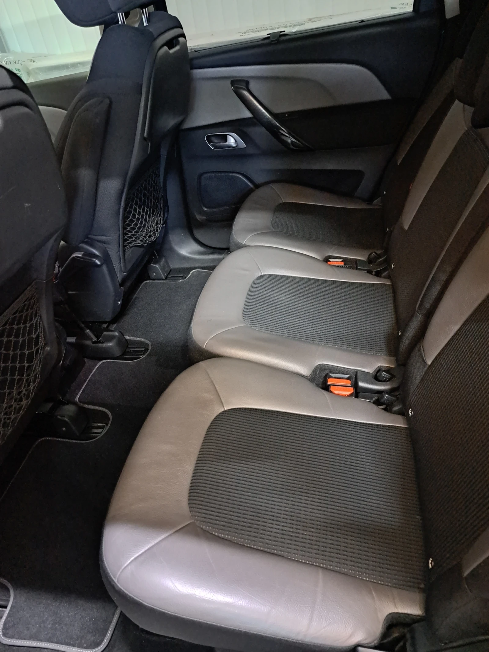 Citroen C4 Picasso, снимка 7 - Автомобили и джипове - 54412061