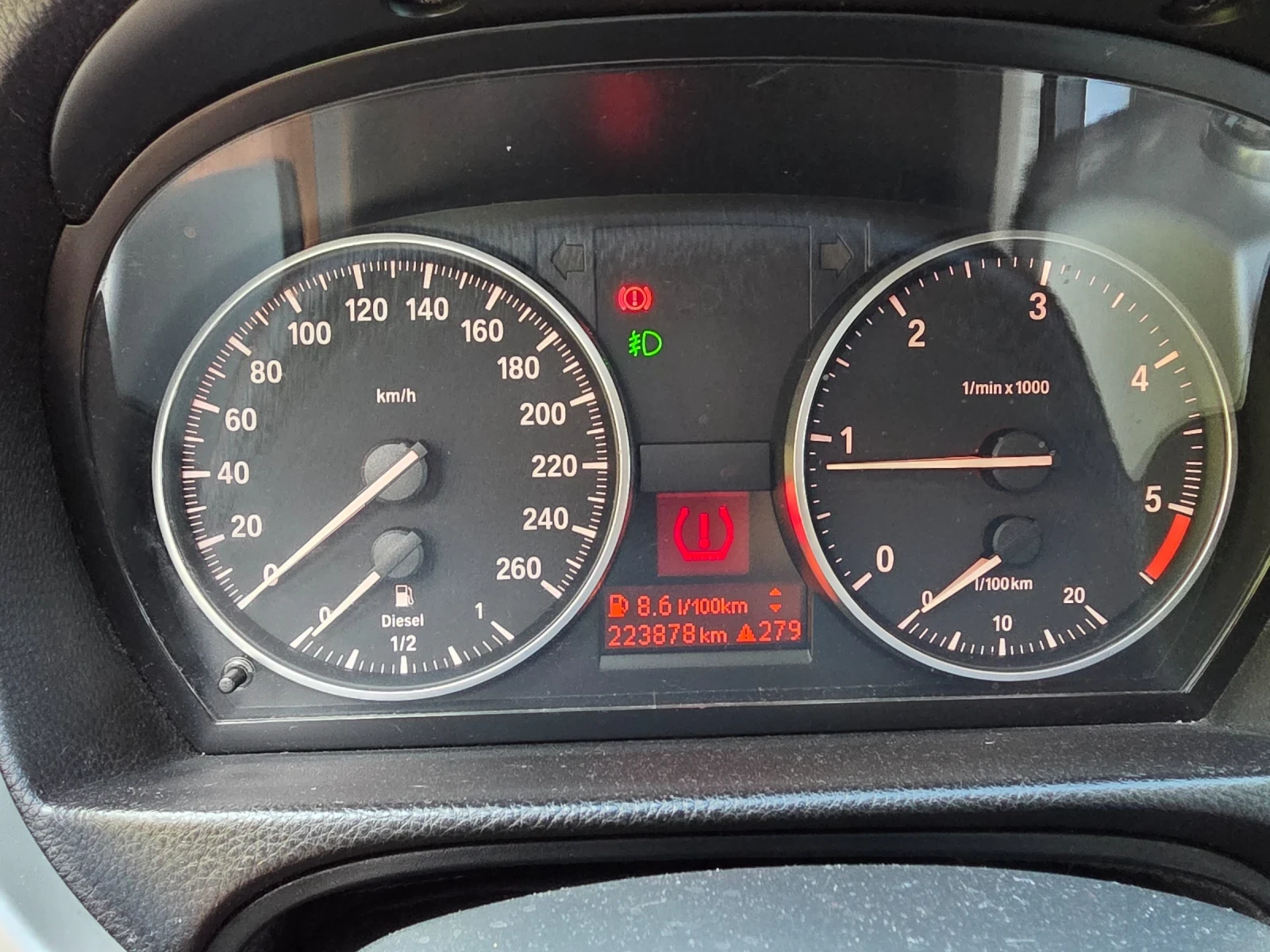 BMW 118, снимка 6 - Автомобили и джипове - 54704859