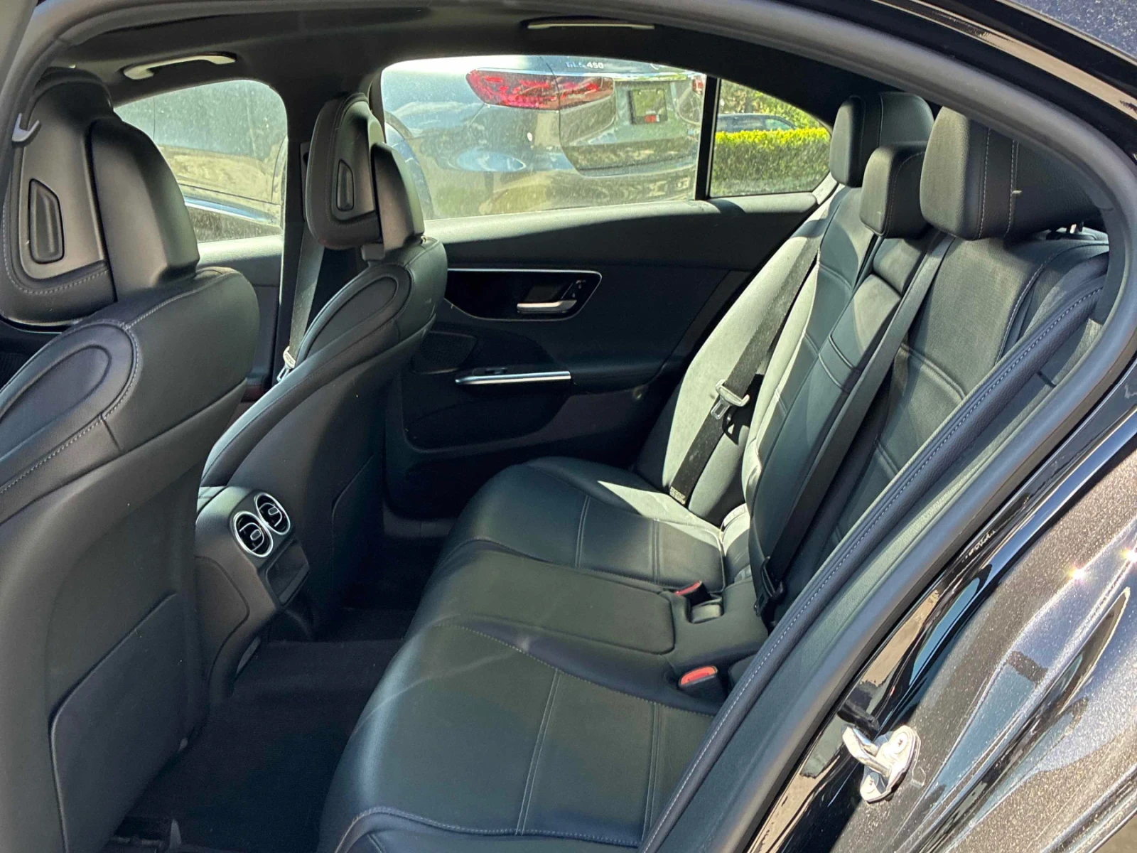 Mercedes-Benz C 300 ДИСТРОНИК * ПОДГРЕВ * ПАНОРАМА * 360 * CARFAX, снимка 10 - Автомобили и джипове - 54720981