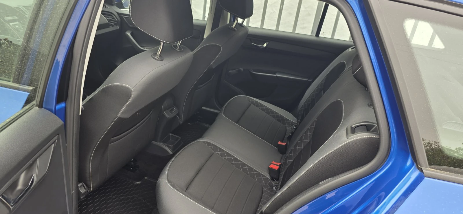 Skoda Fabia Combi Ambition 1, 0, снимка 4 - Автомобили и джипове - 54751820