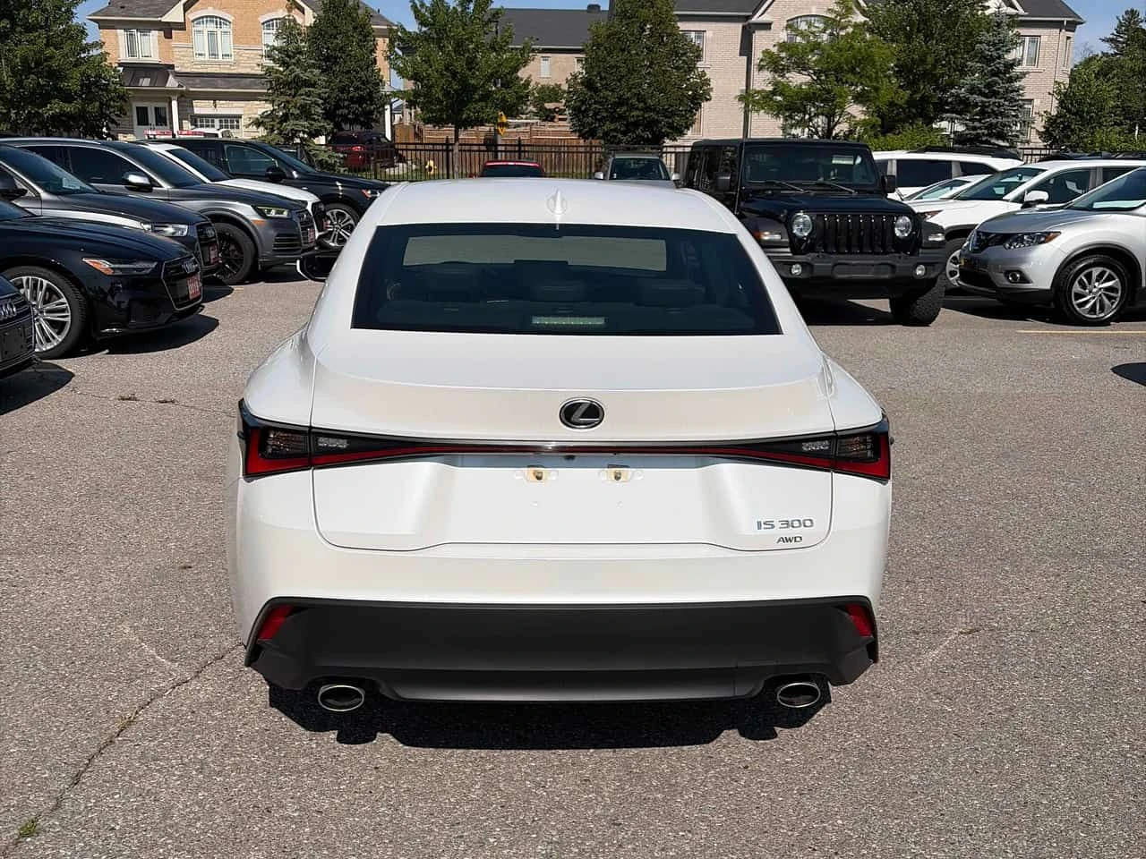 Lexus IS * 300 * CARFAX * , снимка 4 - Автомобили и джипове - 55474986
