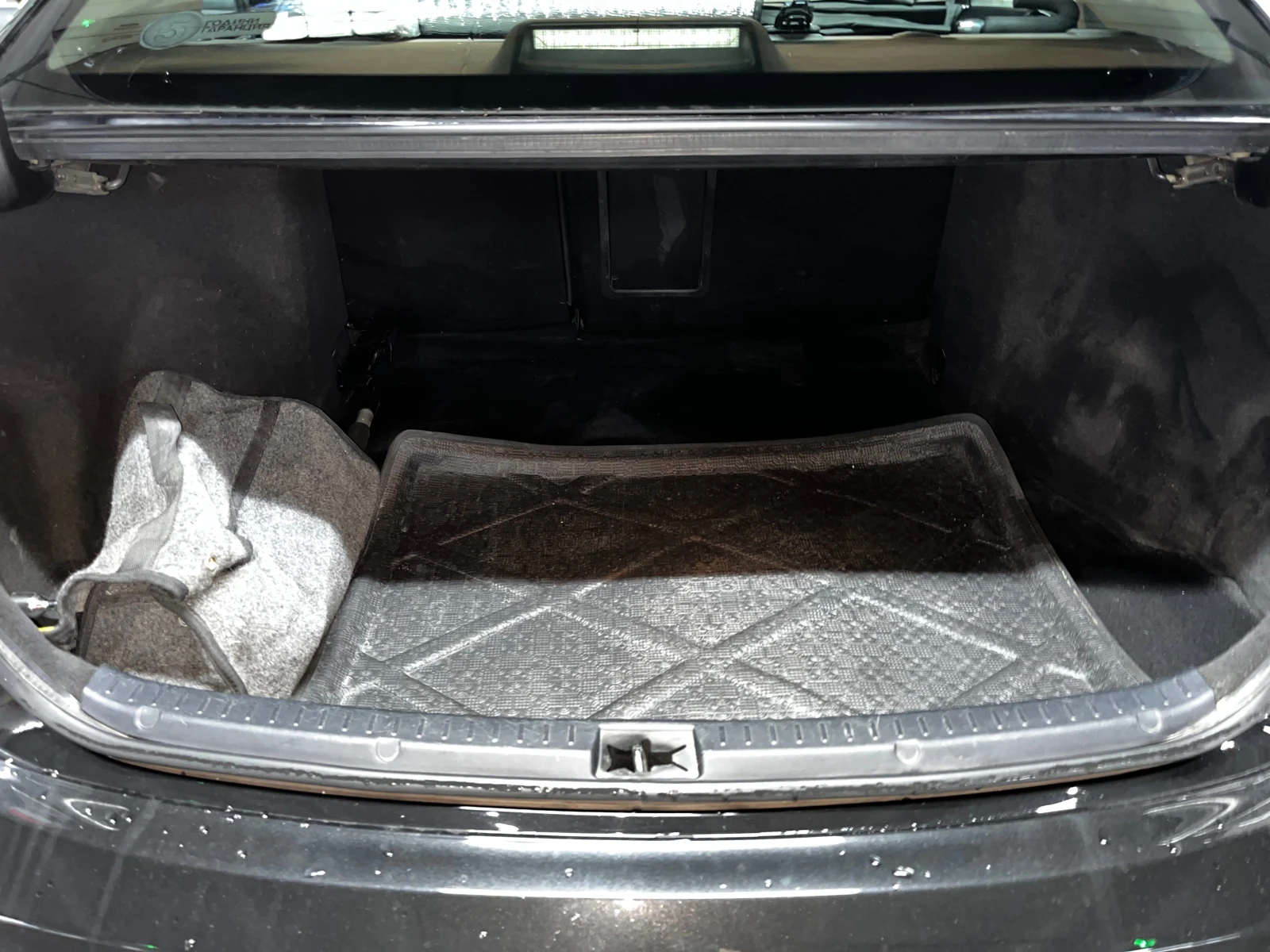 Toyota Avensis 2. 0 D-4D, 126 к. с., снимка 10 - Автомобили и джипове - 55558147