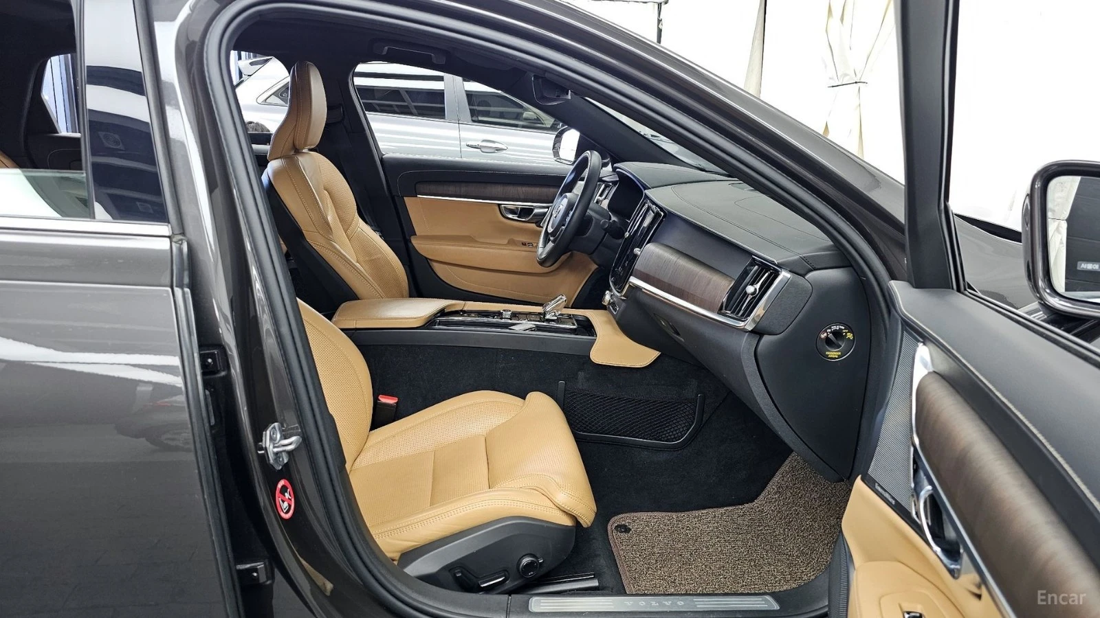 Volvo S90 * B5* ПАНО* KEYLESS* Camera* ПОДГРЕВ* 360* , снимка 11 - Автомобили и джипове - 55572150