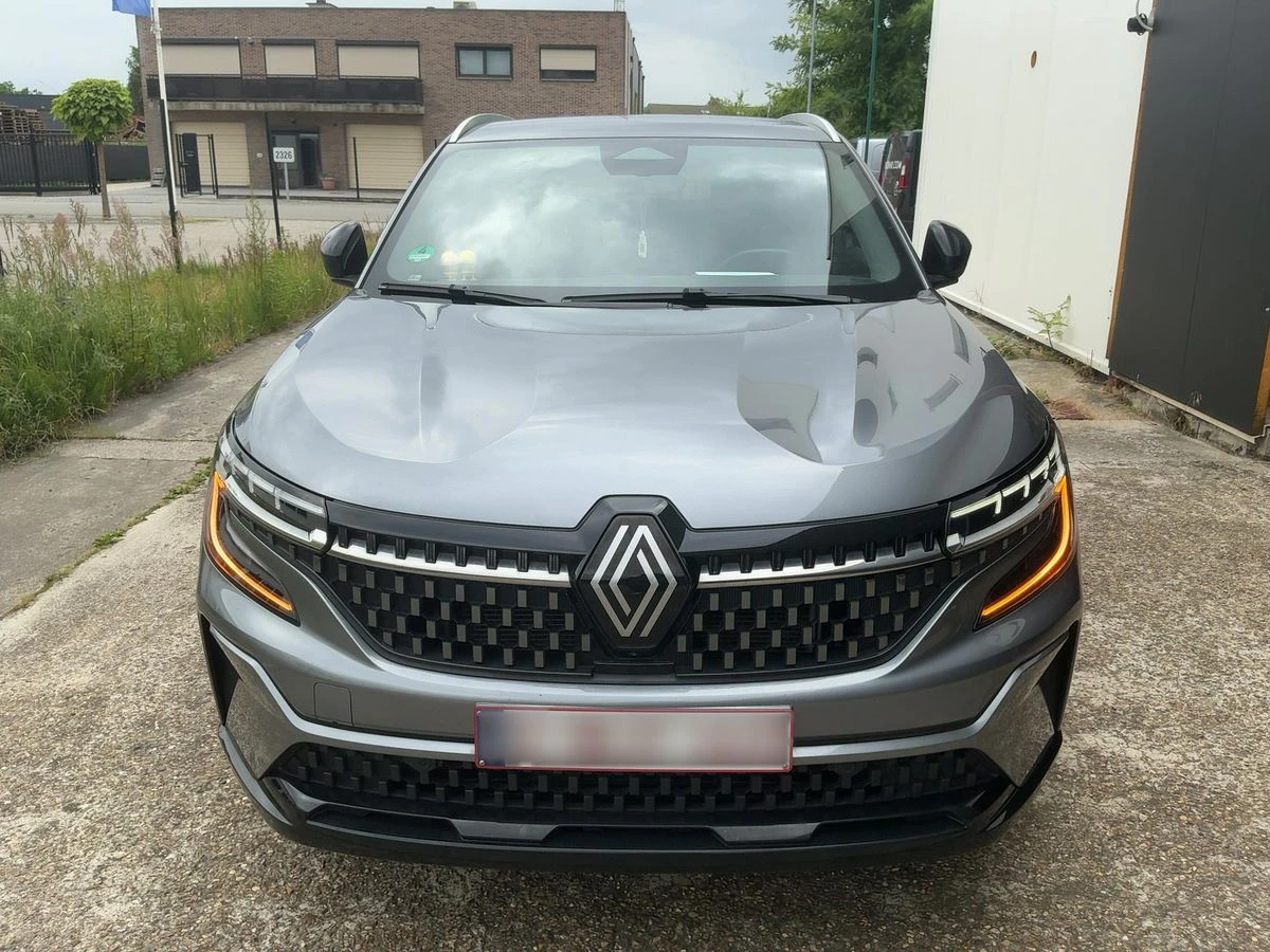 Renault Austral 1.2 Hybrid E-Tech Iconic, снимка 2 - Автомобили и джипове - 55898004